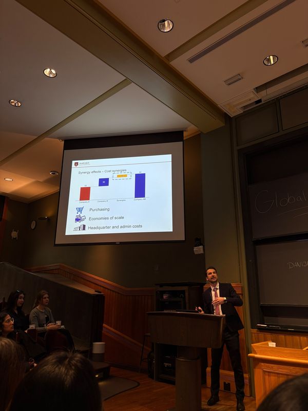 Sesión durante la ceremonia de premiación de la GCCH at Harvard